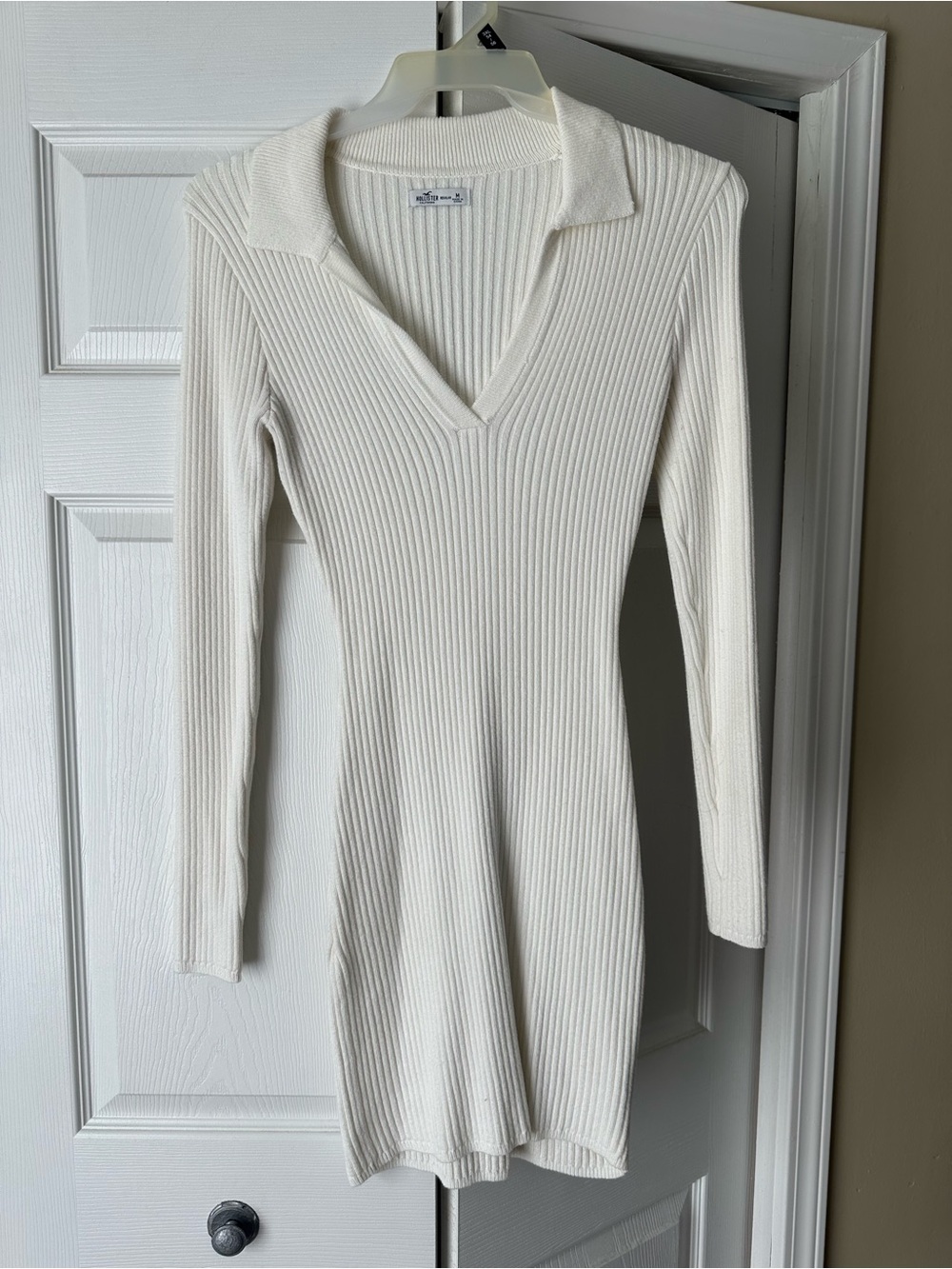 Hollister White Ribbed V‑Neck Polo Sweater Dress